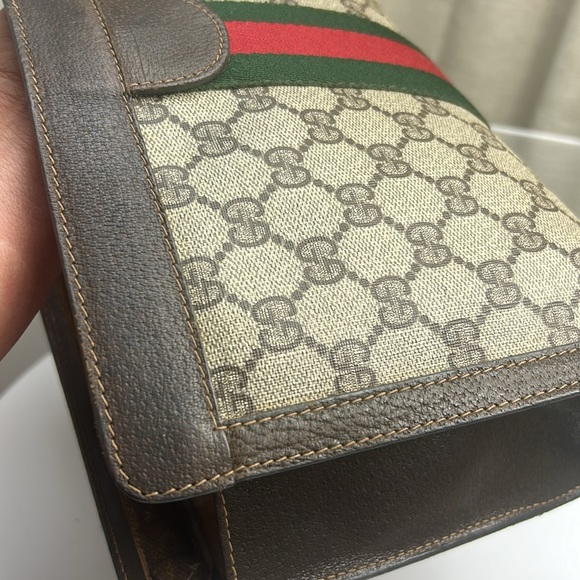 Gucci Sherry Line Monogram Clutch - Picture 16 of 16